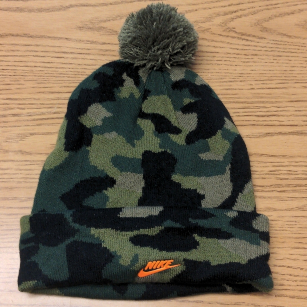 NIKE Youth Camo Knit Beanie Hat